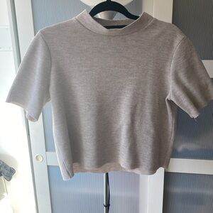 Cropped off mock neck white / beige Zara top in L